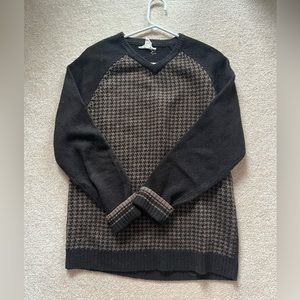 Brown Patterned Knit Sweater: